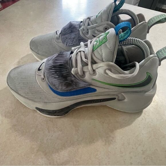 Nike Zoom Freak 3 gray fog max shoes size 7 men’s green main image 6